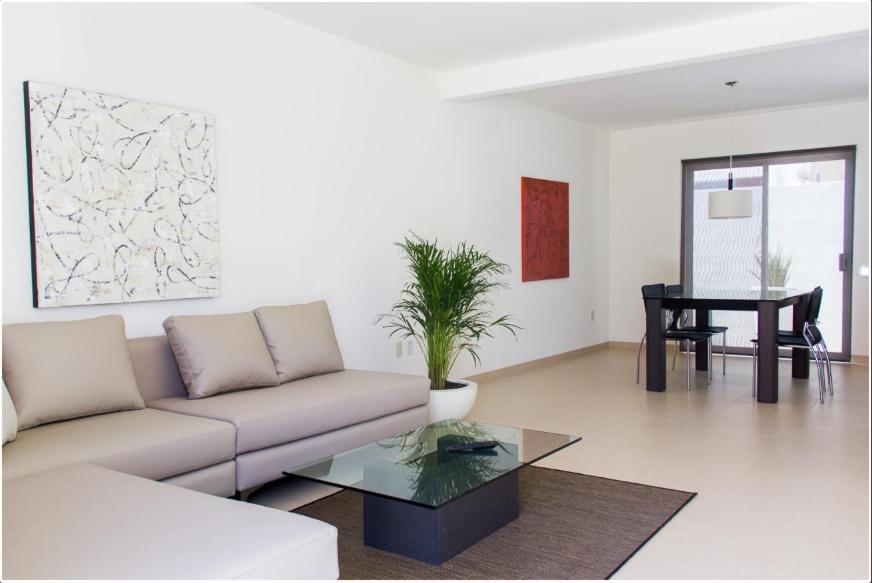 Redwood Villas Zona Industrial 圣路易斯波托西 外观 照片