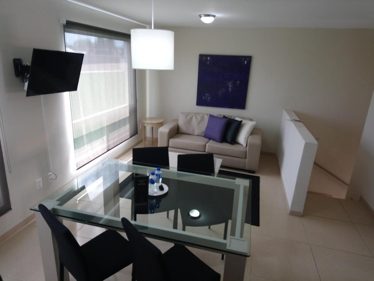 Redwood Villas Zona Industrial 圣路易斯波托西 外观 照片