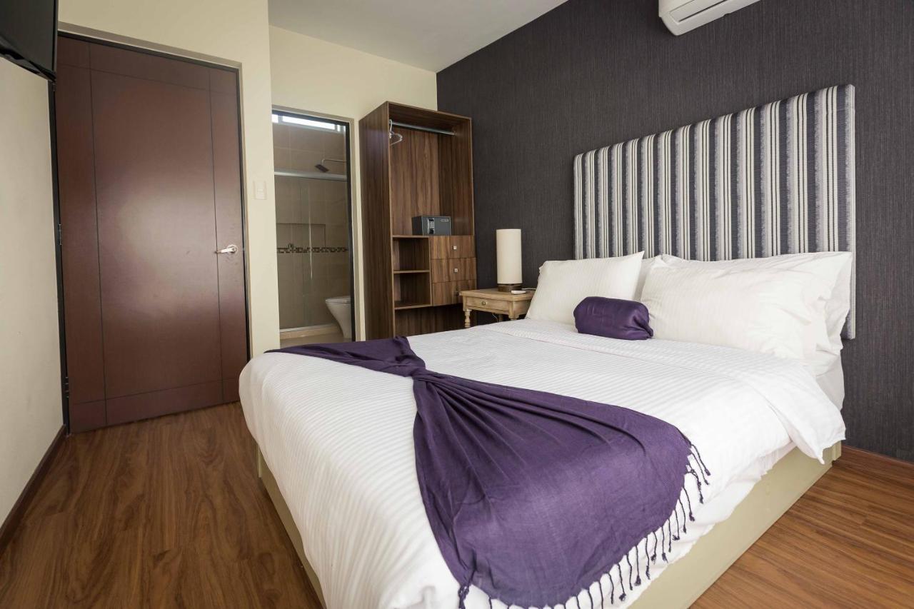 Redwood Villas Zona Industrial 圣路易斯波托西 外观 照片